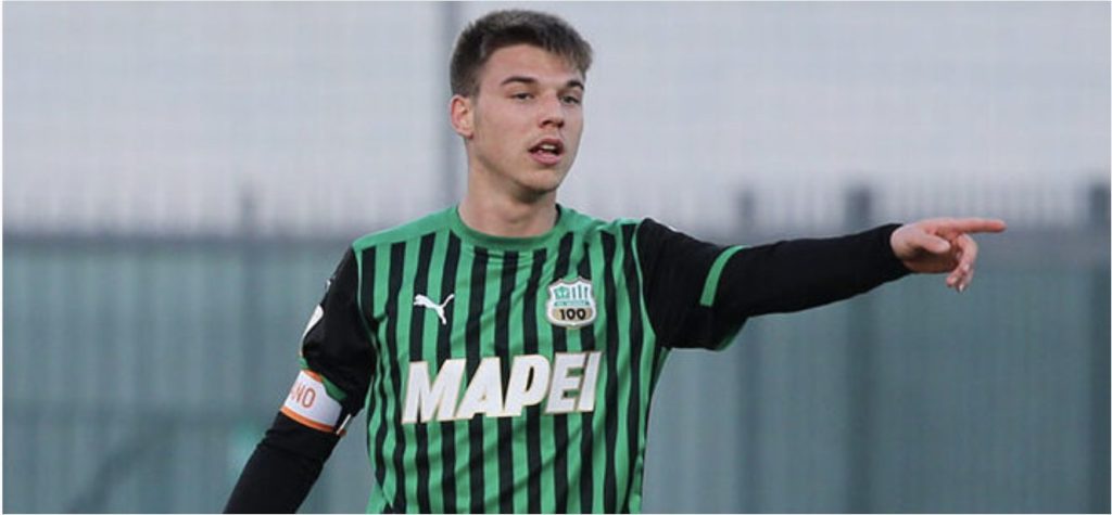 Il centrocampista del Sassuolo arriva a titolo definitivo