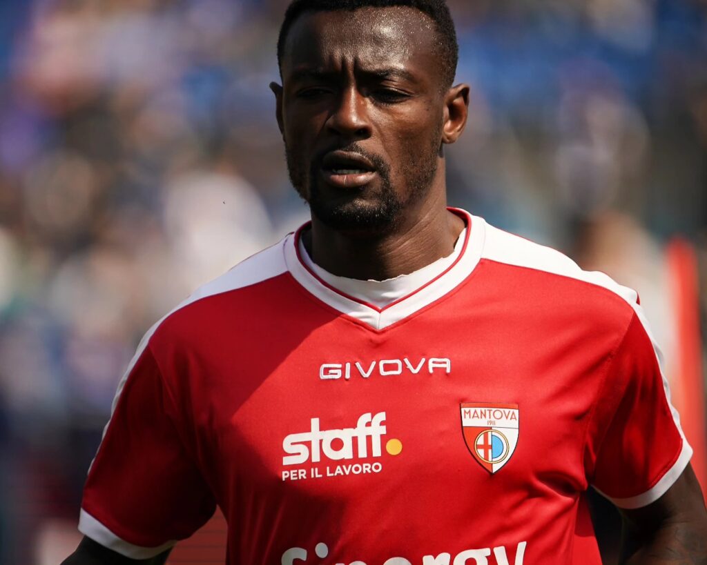Mister Davide Possanzini recupera Mensah (in foto) e Burrai in vista della gara contro il Catanzaro