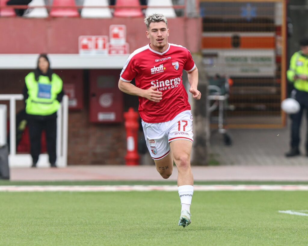 Mister Possanzini recupera Radaelli contro il Catanzaro
