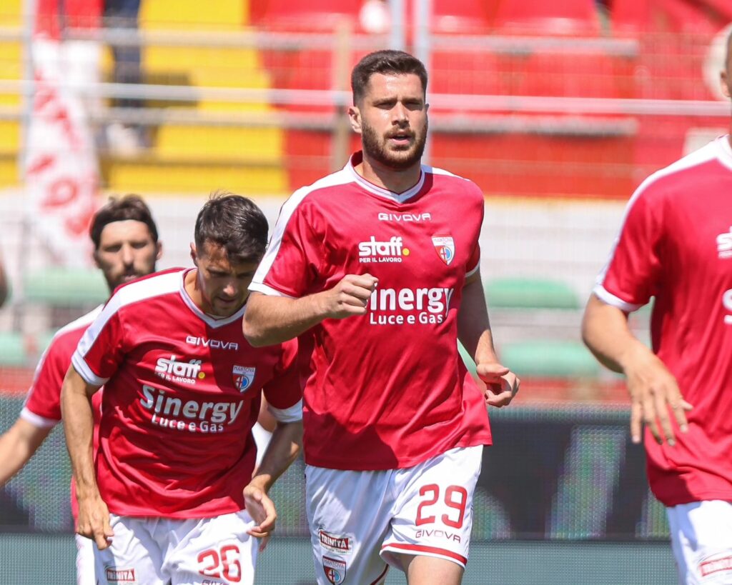 Il Mantova schianta 3-0 il Cesena e avvicina la salvezza