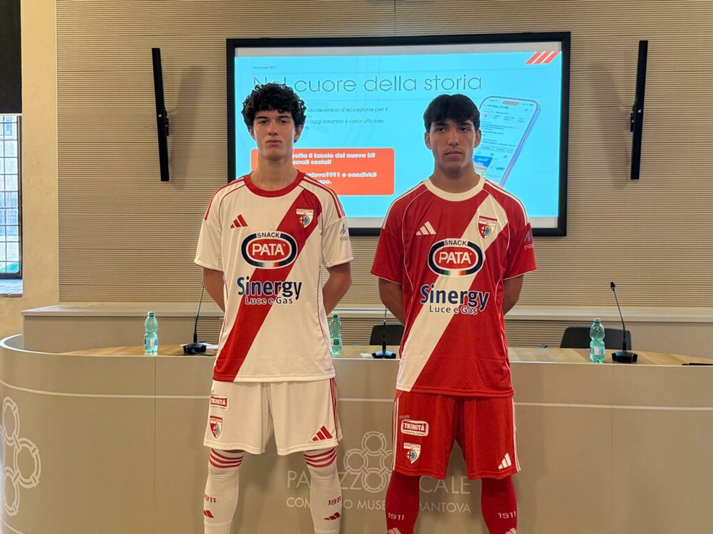 Le nuove maglie da gioco del Mantova griffate Adidas