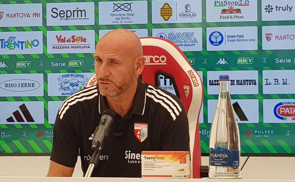 Il mister del Mantova Davide Possanzini