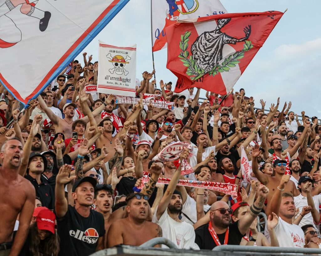 La Tribuna Centrale intitolata a Marco Sguaitzer