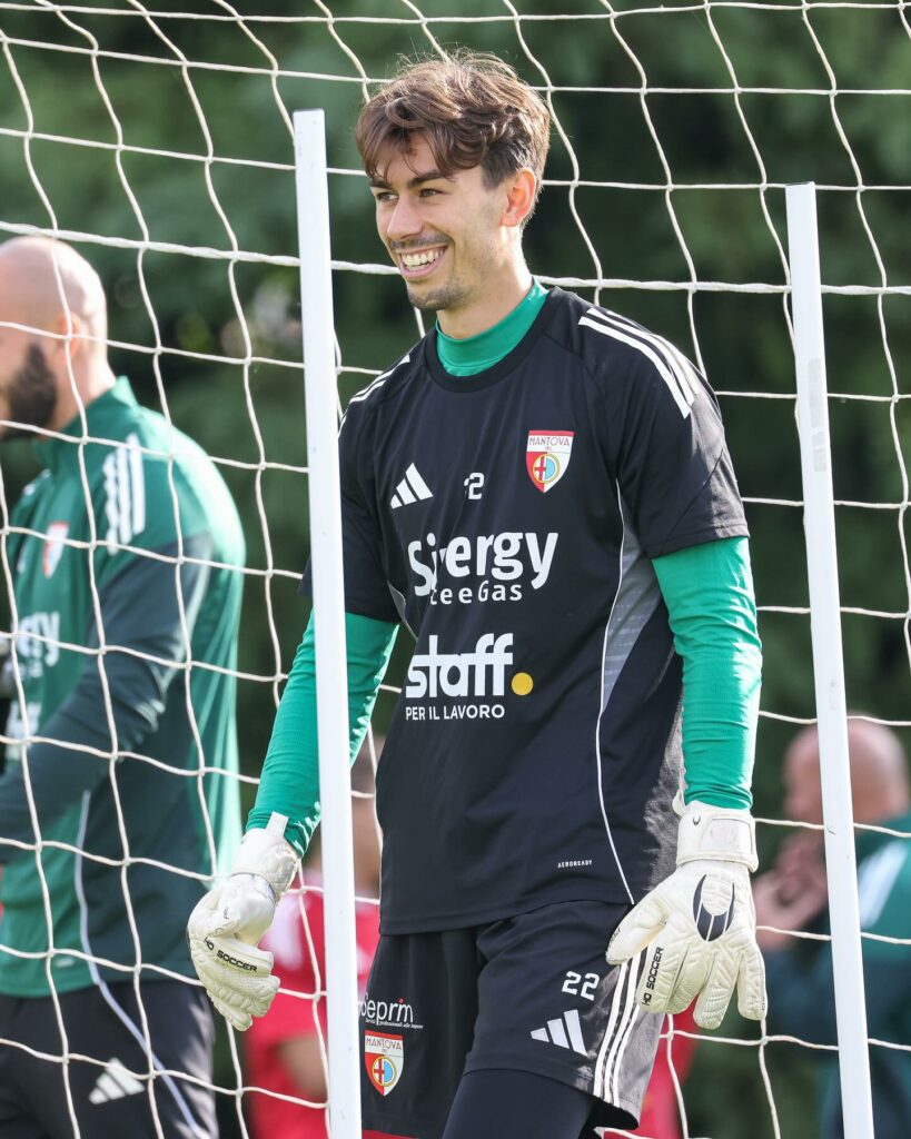 Botti (in foto) e Andrenacci ospiti alla festa del club Fronte Biancorosso ()