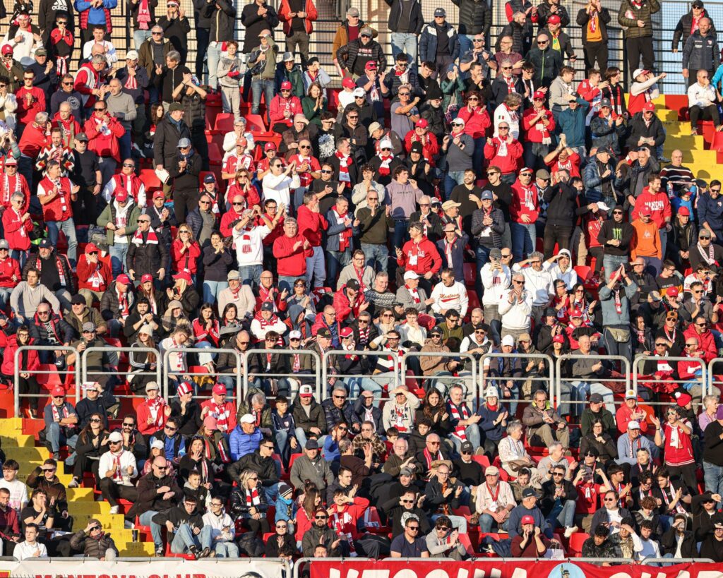 Il Ccmc allestisce il primo pullman per La Spezia