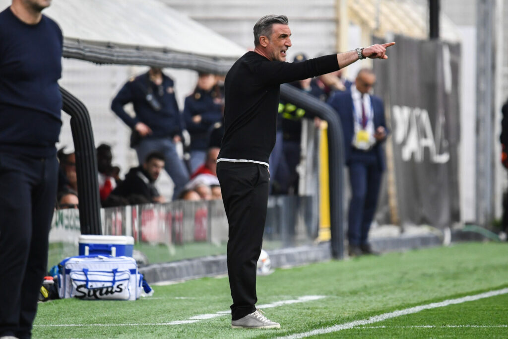 il mister del Mantova Francesco Modesto