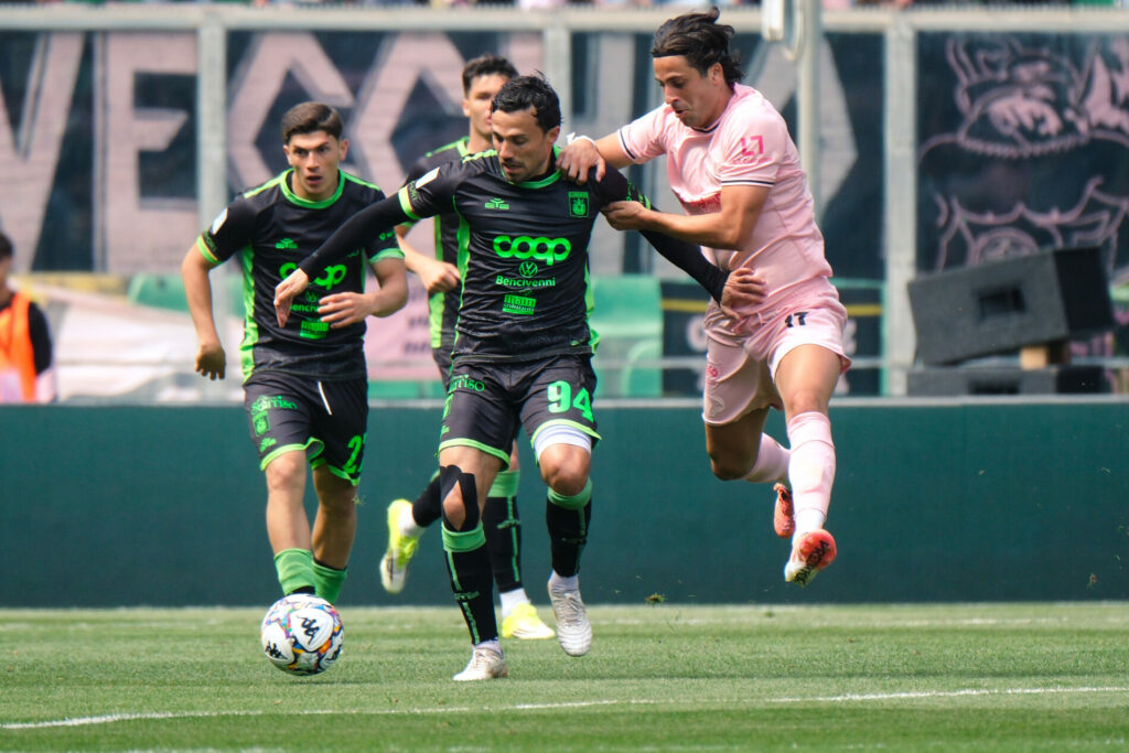 Alle 20 la semifinale di ritorno Palermo-Catanzaro