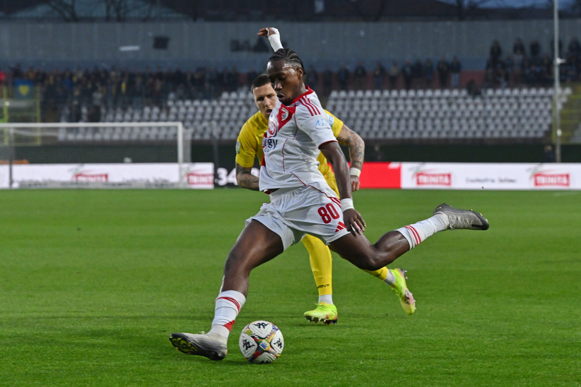 Rachid Kouda in azione con la maglia del Mantova