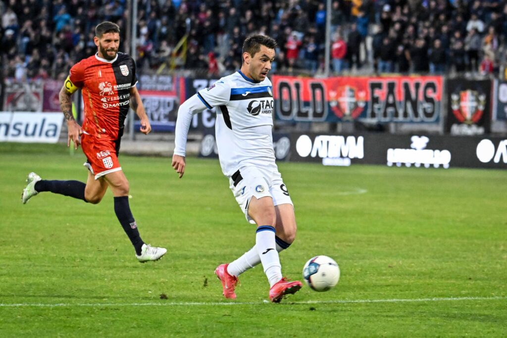 Vanja Vlahović in azione con la maglia dell'Atalanta