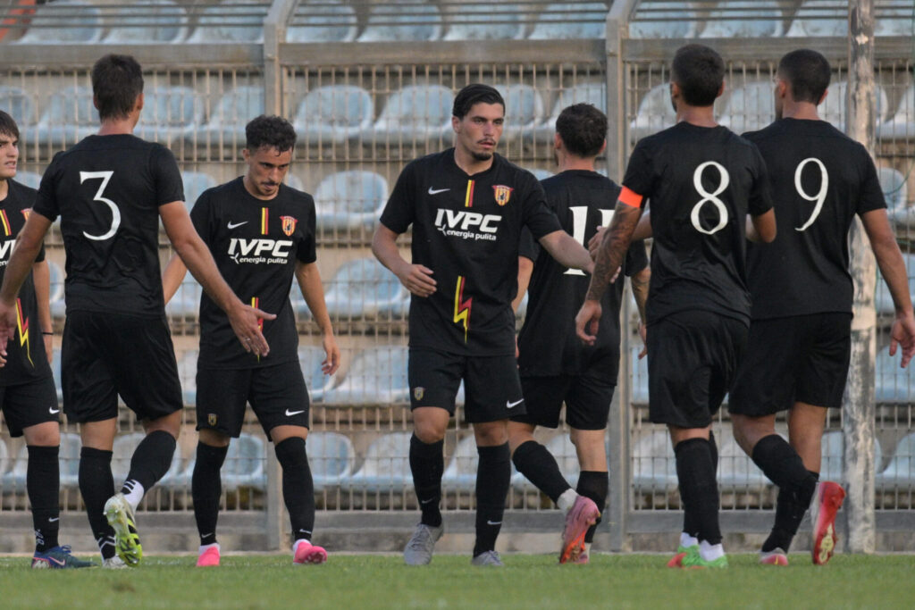 Il Benevento batte 5-3 il Ravenna e festeggia il passaggio del turno in Coppa Italia