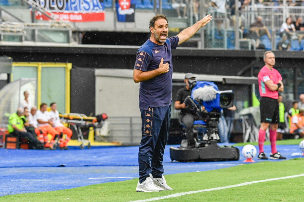 L'allenatore dell'Empoli Guido Pagliuca mentre dà indicazioni ai suoi